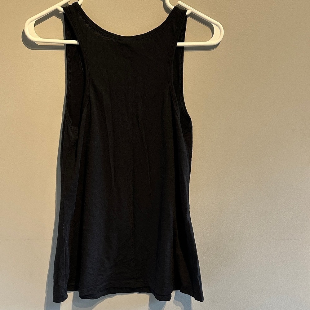 🌸Tin Haul Black Bull Graphic Tank Top - Picture 4 of 8